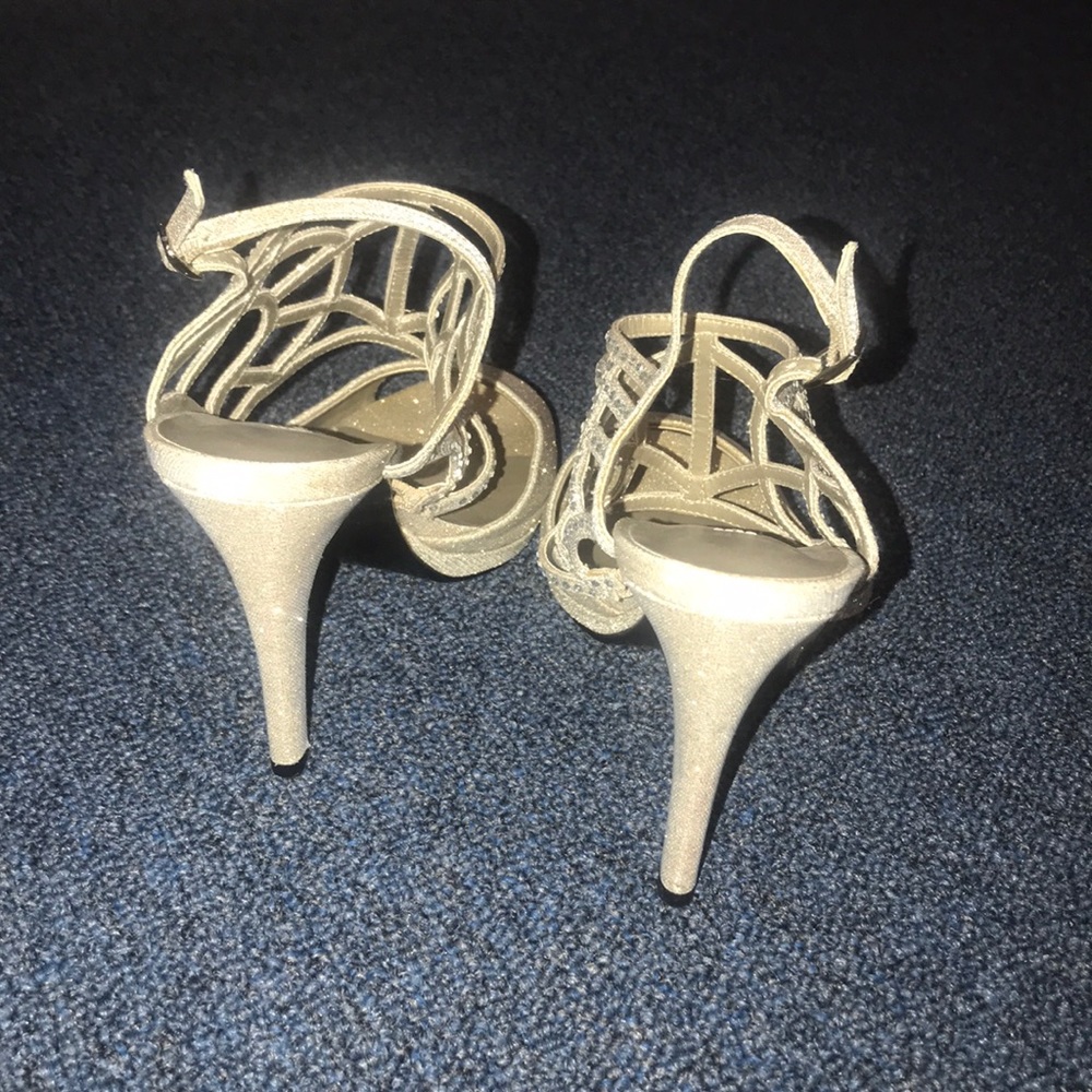 PROM HEELS ✨💫 - Picture 3 of 4